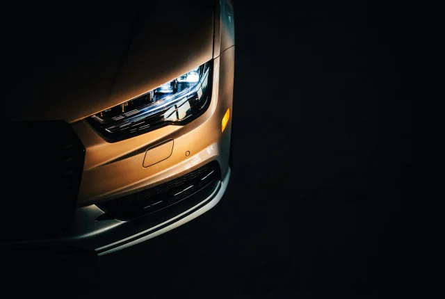 Reflektor LED Audi w ciemności